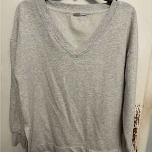 GAP Light Gray V-Neck Sweatshirt Sweater